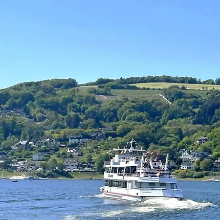 Kraeutergarten Rursee Eifel Mit Terrasse Fuer 6 Personen Und 2 Hunde *