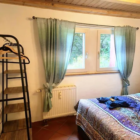 Апартаменты Kraeutergarten Rursee Eifel Mit Terrasse Fuer 6 Personen Und 2 Hunde